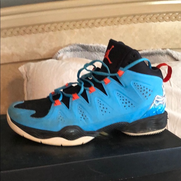 Men’s Nike Air Jordon KB Mentality Sneakers - Picture 3 of 5